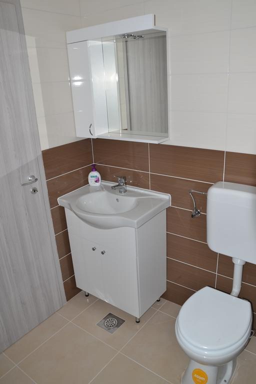 Apartamento House With Sea View Drage Exterior foto