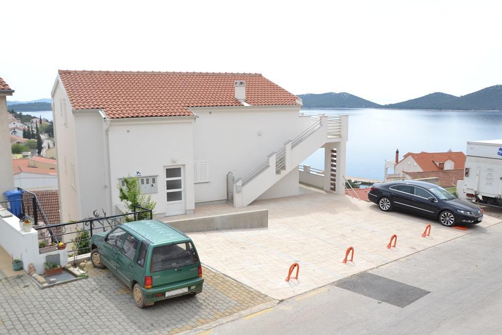 Apartamento House With Sea View Drage Exterior foto