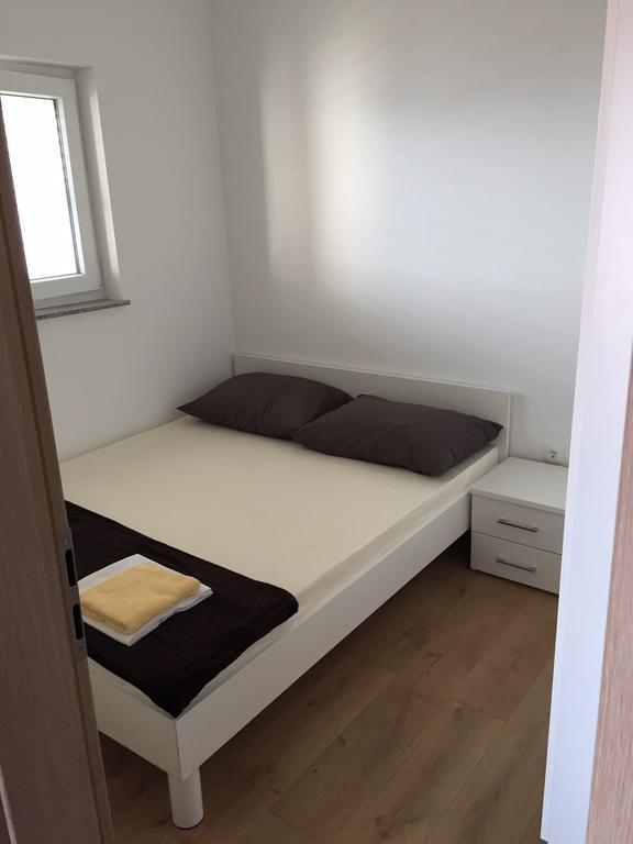 Apartamento House With Sea View Drage Exterior foto
